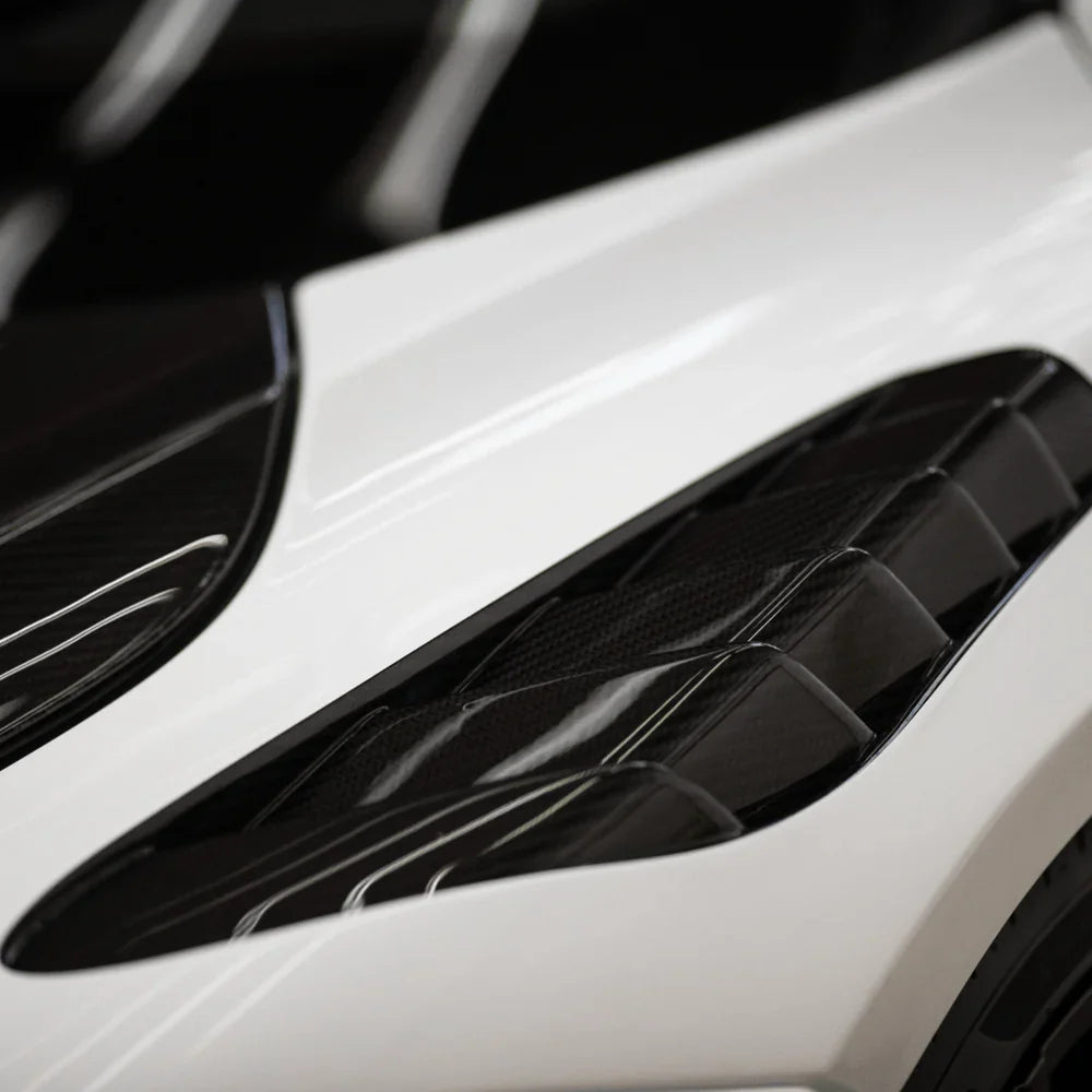 Vorsteiner Silverstone Edition Carbon Fiber Front Fenders w/ Integrated Vents - 2017-2023 McLaren 720S (Spyder Only)