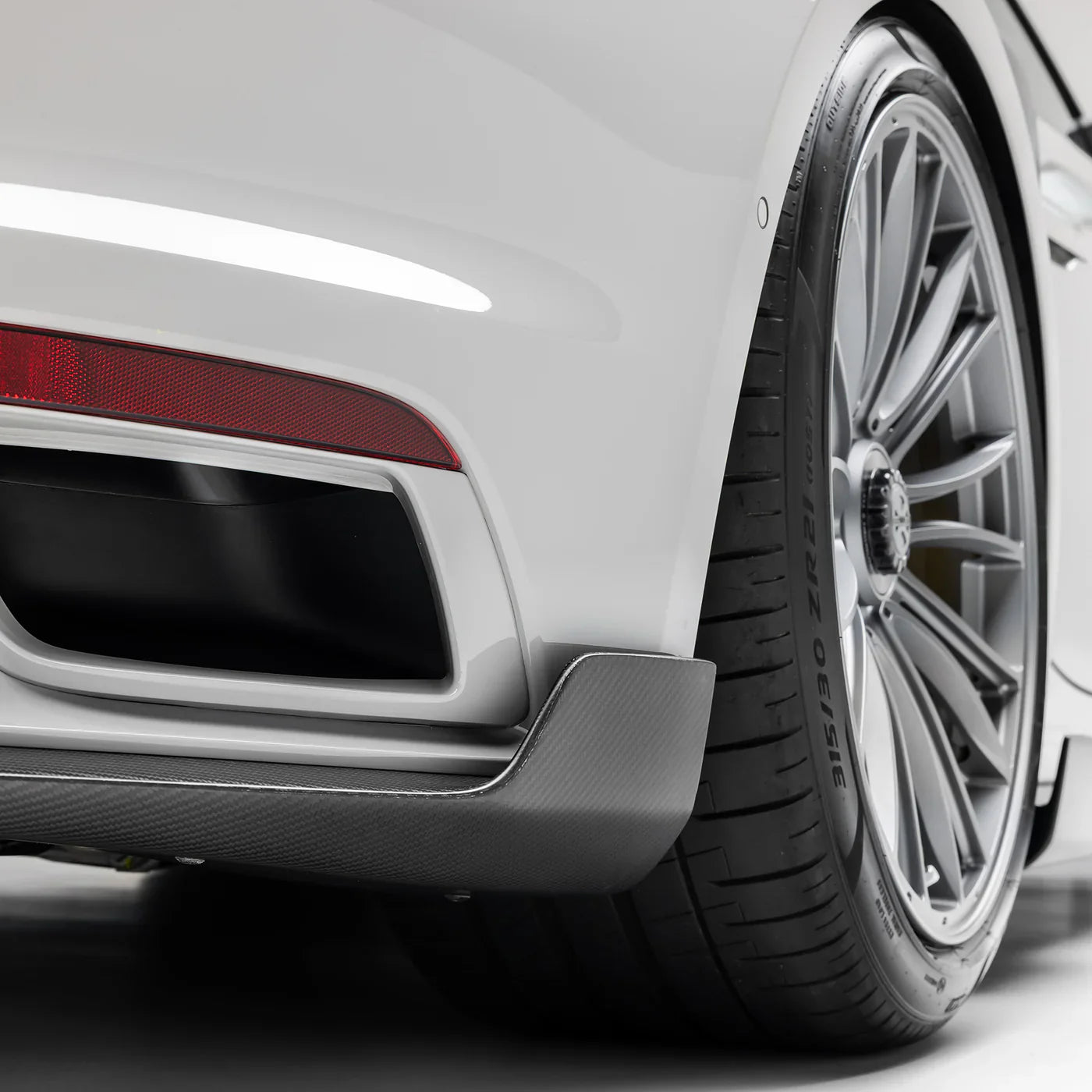 Vorsteiner Aero Carbon Fiber Rear Diffuser - 2019+ Porsche 992.1 Turbo S