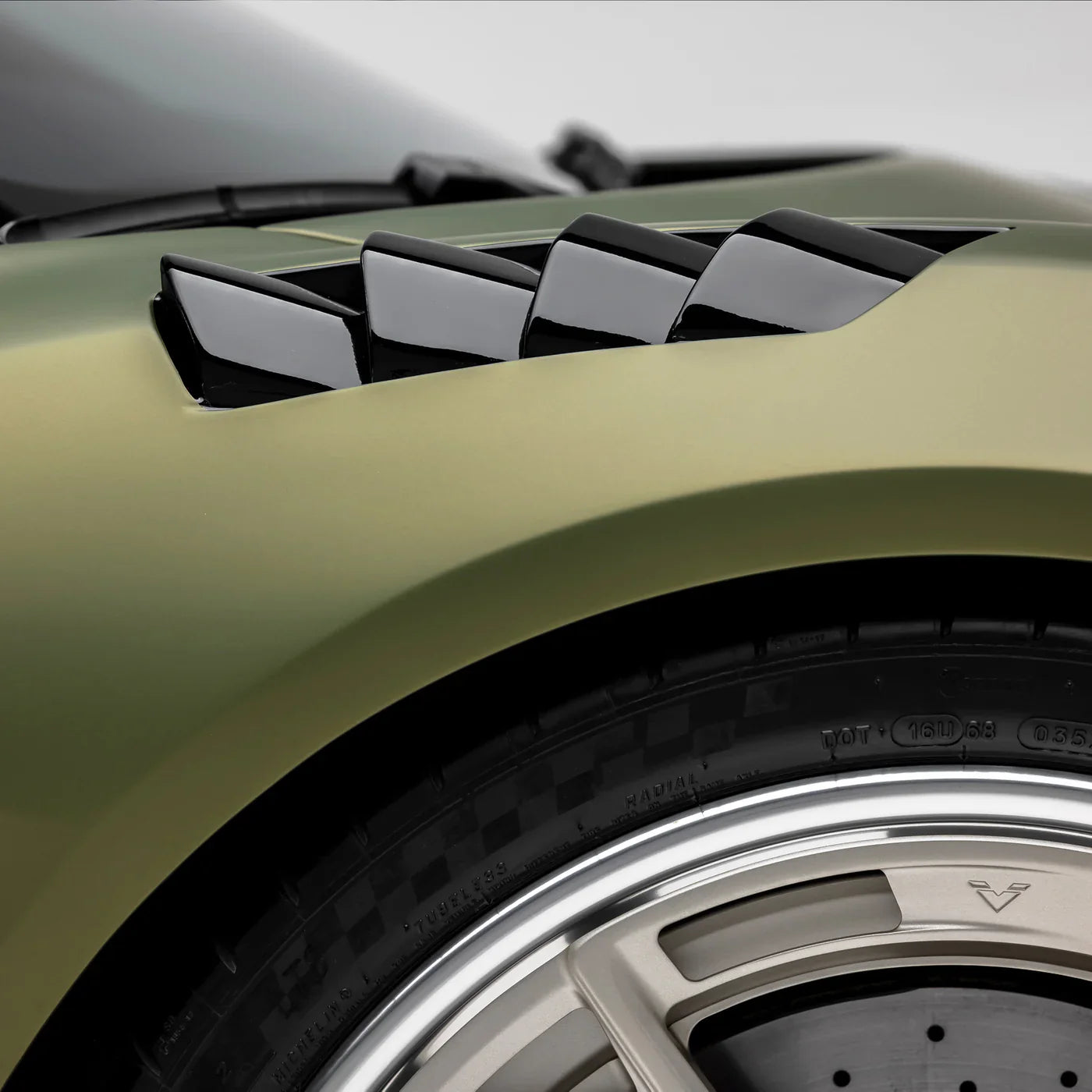 Vorsteiner Carbon Fiber Vented Fenders  - 2024+ Lotus Emira