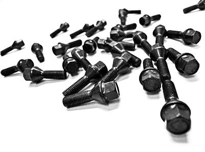 Macht Schnell - Extended Wheel Lug - T1 Motorsports